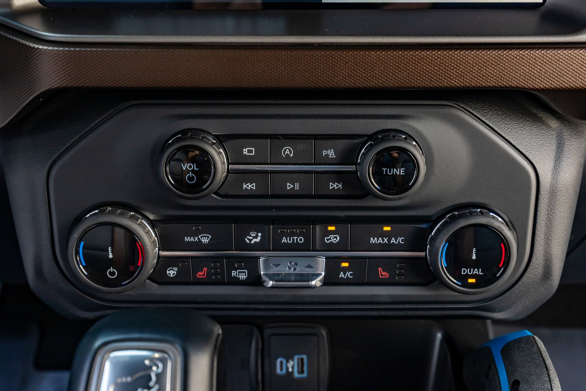 Used 2022 Ford Bronco Outer Banks AWD/4WD image 26
