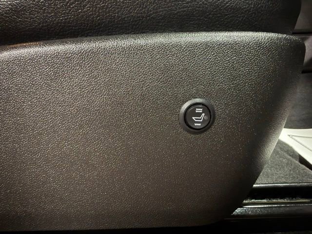 Used 2024 Chevrolet Colorado Trail Boss w/ Technology Package image 30