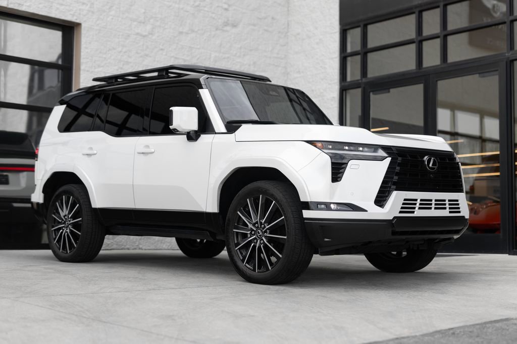 Used 2024 Lexus GX 550 w/ Accessory Package (31)