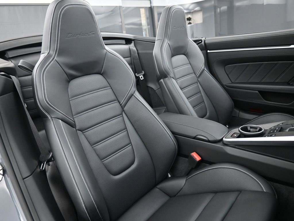 Used 2024 Porsche 911 Turbo S image 30