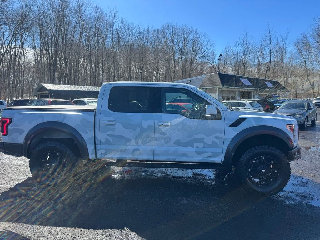 Used 2017 Ford F150 Raptor w/ Equipment Group 802A Luxury image 4