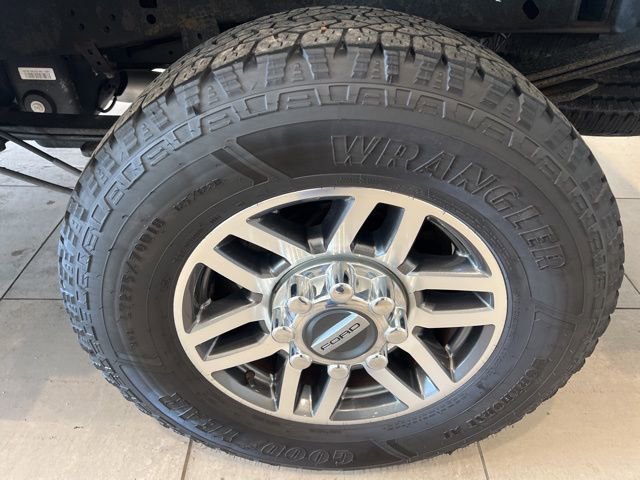 Used 2018 Ford F250 Lariat w/ Lariat Value Package image 10