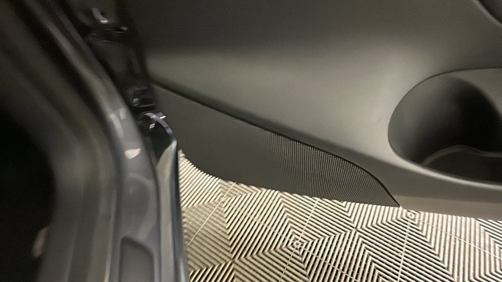 Used 2023 Tesla Model 3 Standard Range RWD image 32