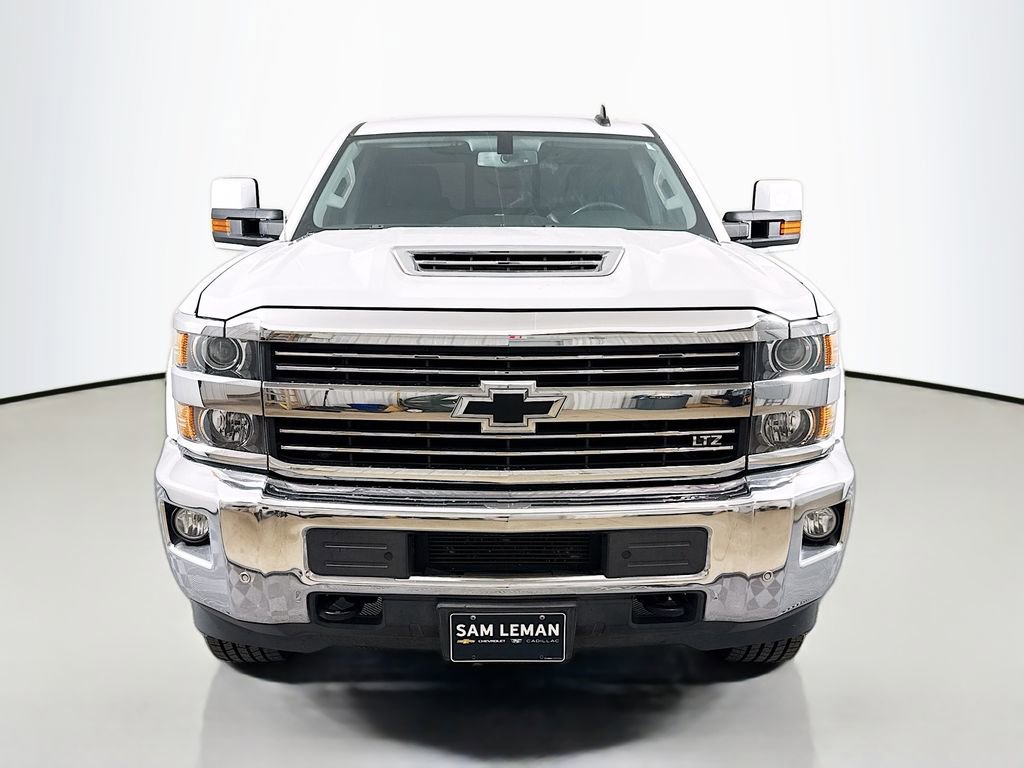 Used 2019 Chevrolet Silverado 2500 LTZ w/ Duramax Plus Package image 2