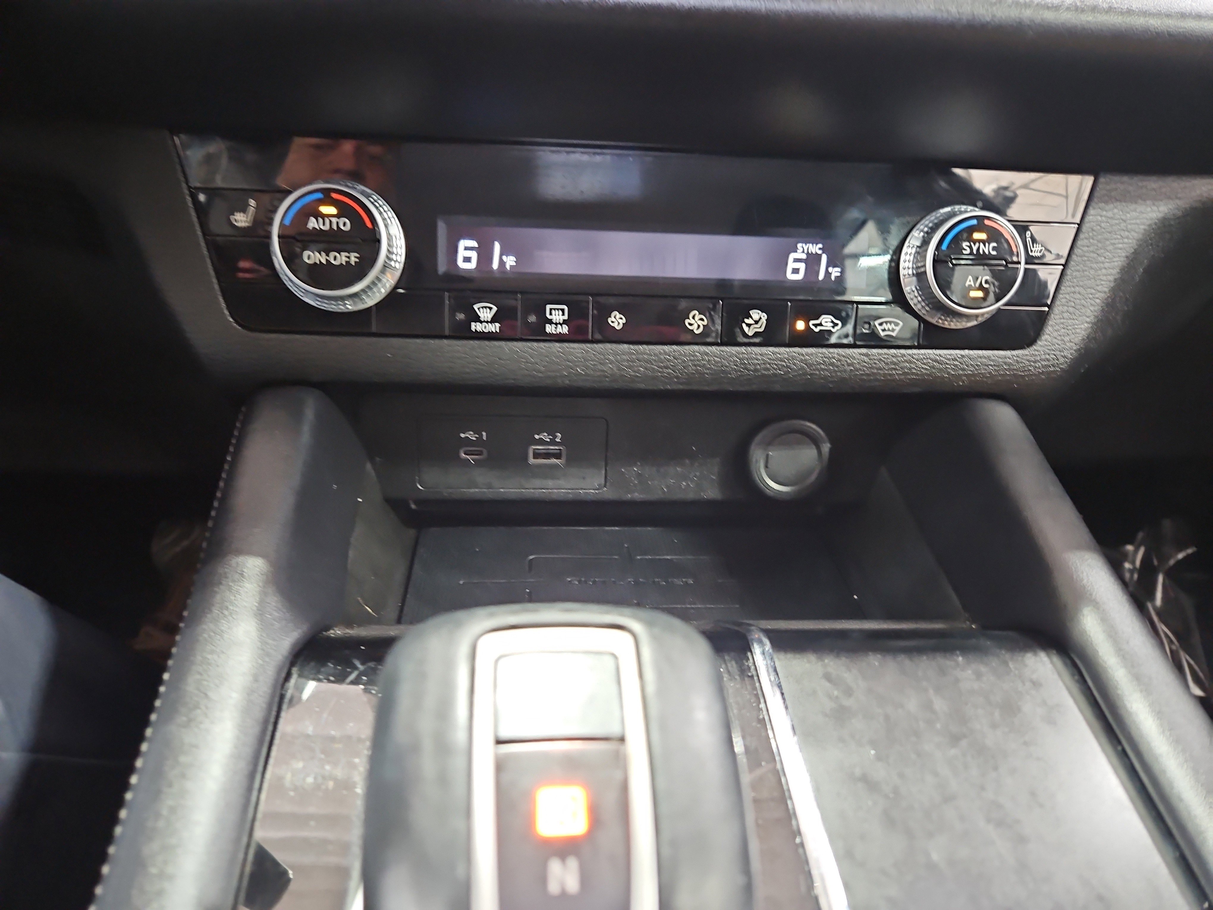 Used 2023 Mitsubishi Outlander SE image 25