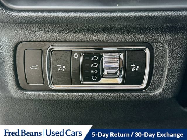Certified 2023 Lincoln Corsair AWD w/ Equipment Group 101A image 14