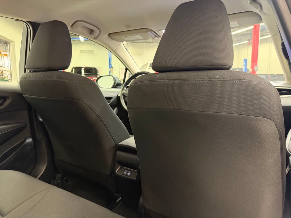 Used 2025 Toyota Corolla LE FWD image 13