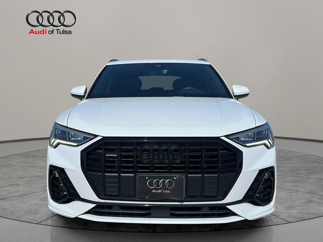 Used 2021 Audi Q3 2.0T Premium Plus w/ Premium Plus Package AWD/4WD image 2