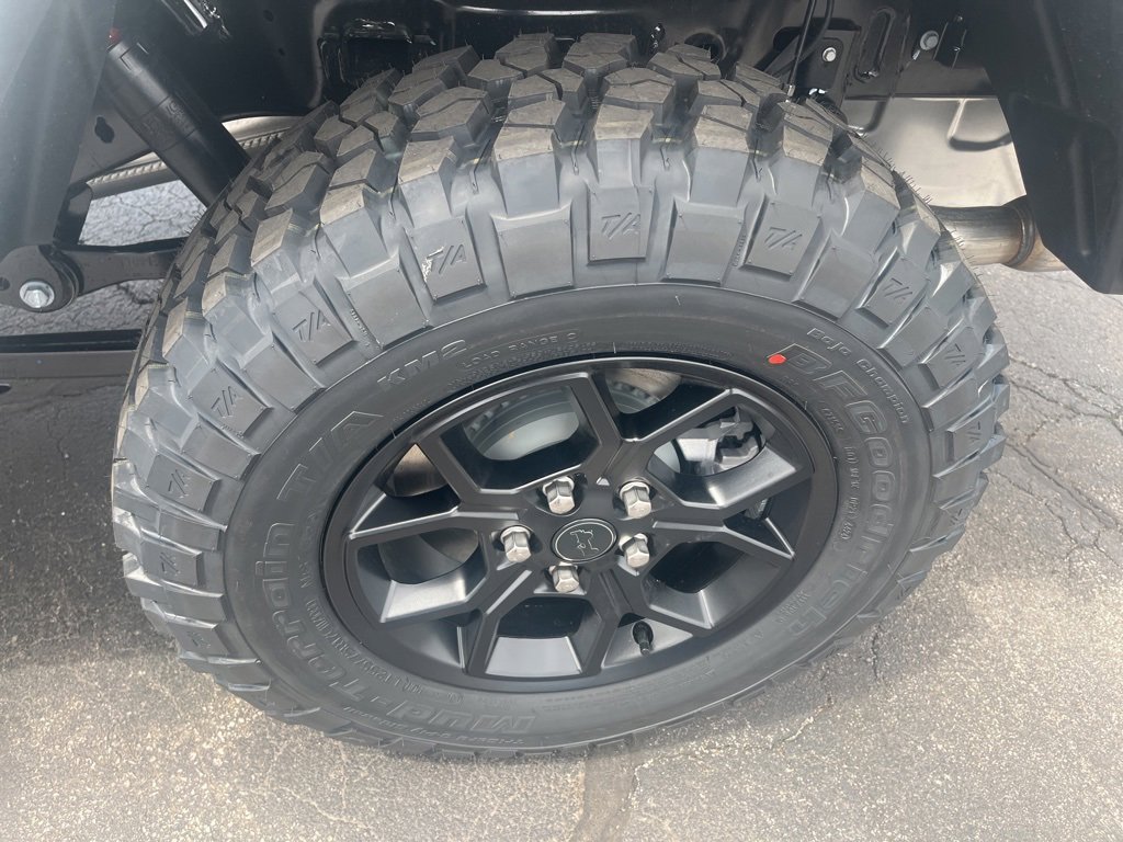 New 2025 Jeep Gladiator Willys image 20