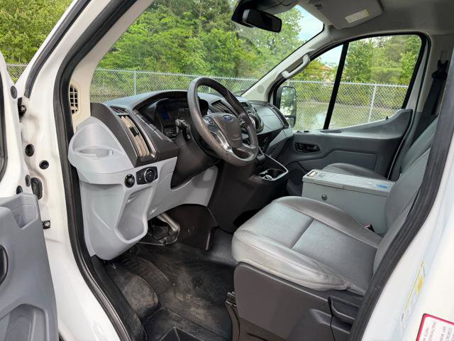 Used 2018 Ford Transit 250 130 Low Roof RWD image 24