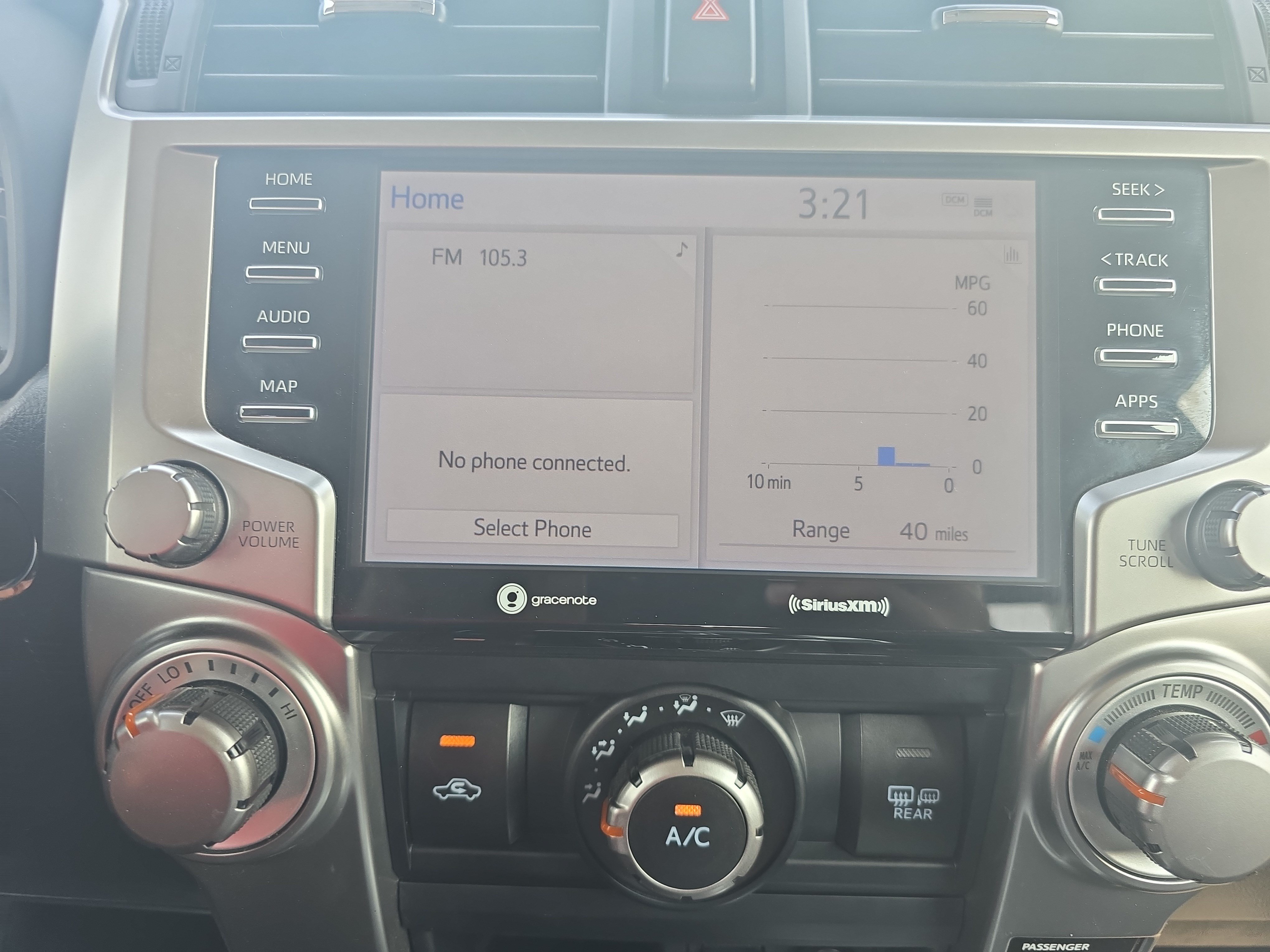 Used 2024 Toyota 4Runner SR5 AWD/4WD image 19