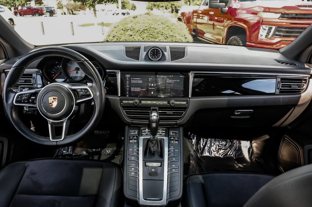 Used 2021 Porsche Macan S AWD/4WD image 11