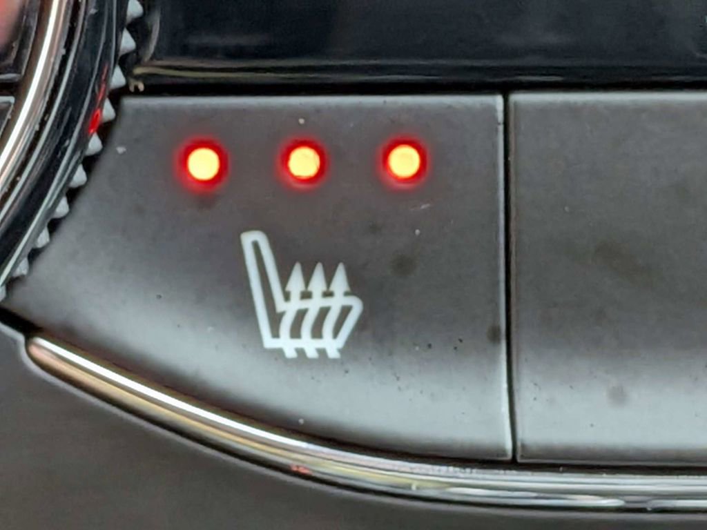 Used 2022 Buick Encore GX Select image 24