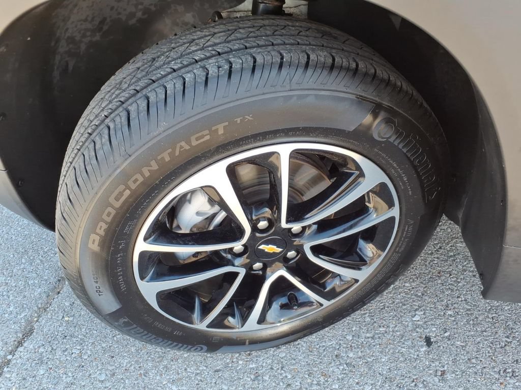 Used 2025 Chevrolet TrailBlazer LT AWD/4WD image 19