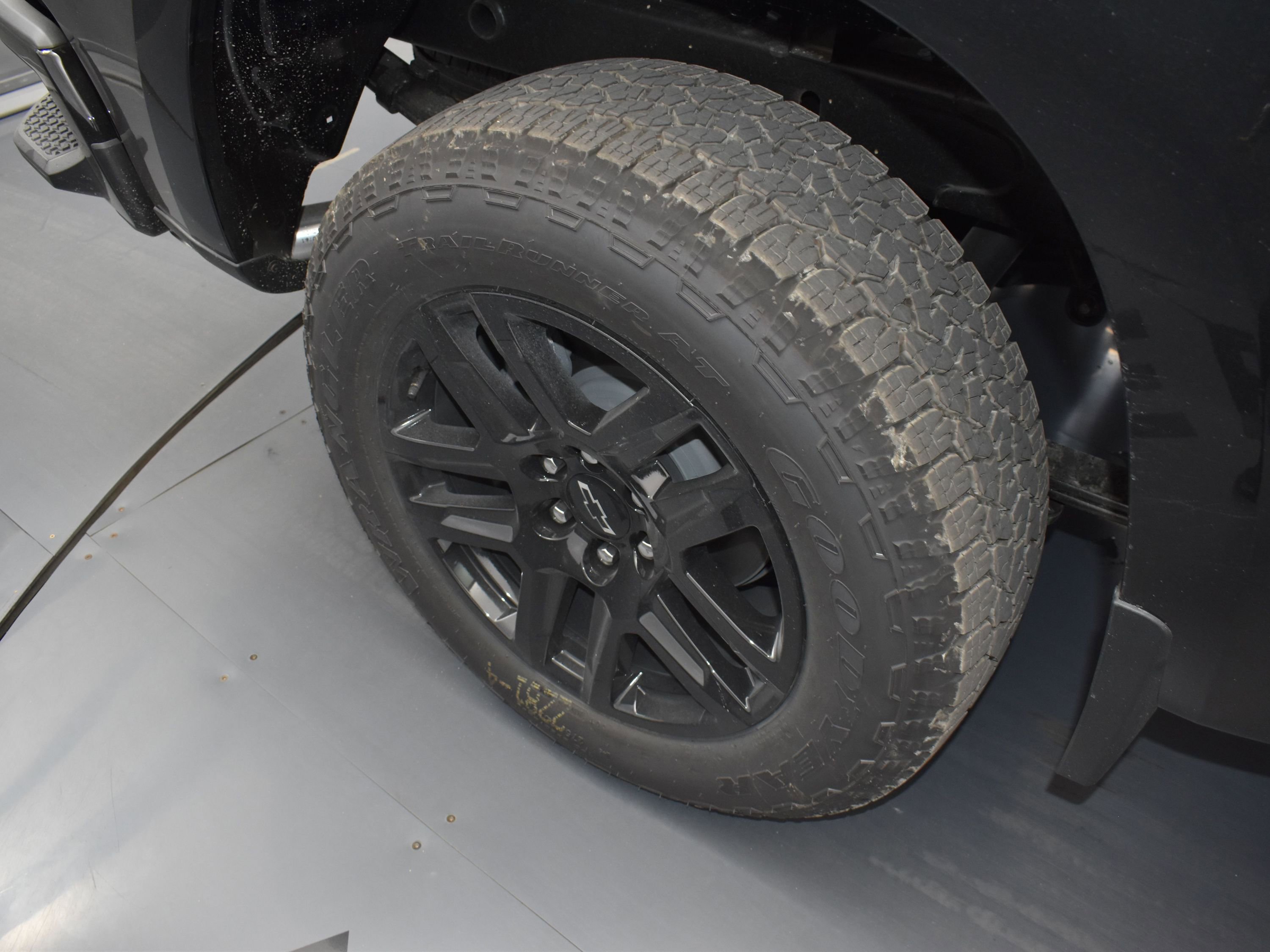 Used 2025 Chevrolet Silverado 1500 Custom w/ Turbomax Blackout Package image 20