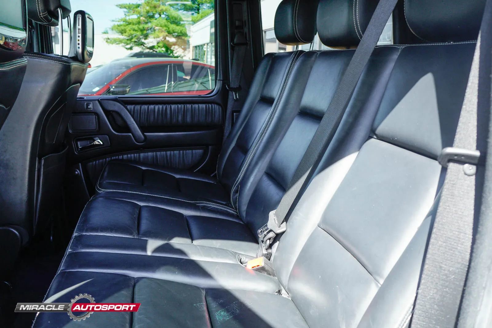 Used 2018 Mercedes-Benz G 63 AMG 4MATIC w/ Night Package image 26