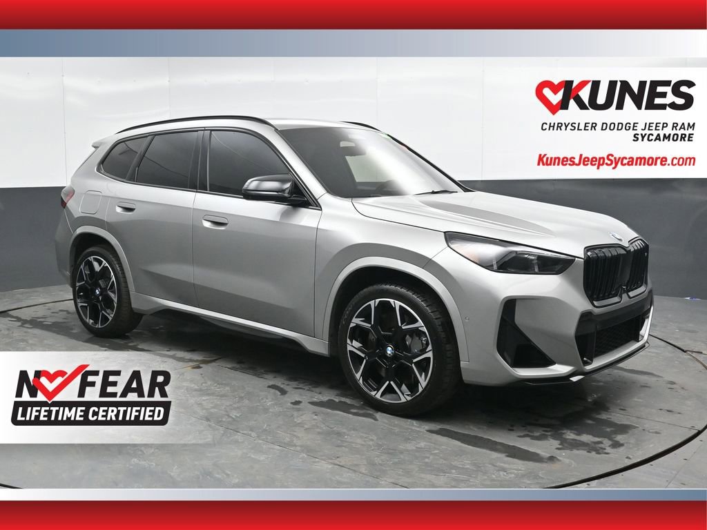 Used 2025 BMW X1 M35i w/ Premium Package image 1
