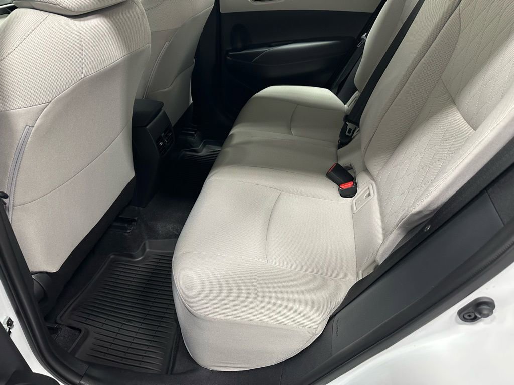 Used 2025 Toyota Corolla Cross L image 44