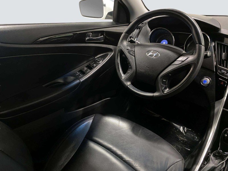 Used 2011 Hyundai Sonata Limited FWD image 21