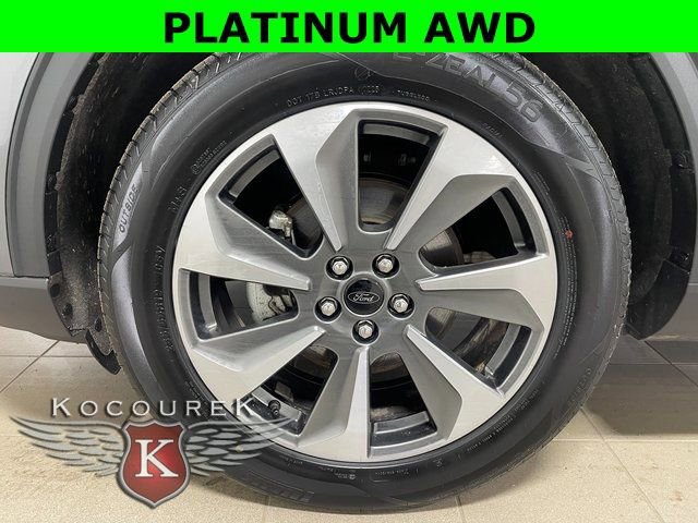 Used 2024 Ford Escape Platinum image 7