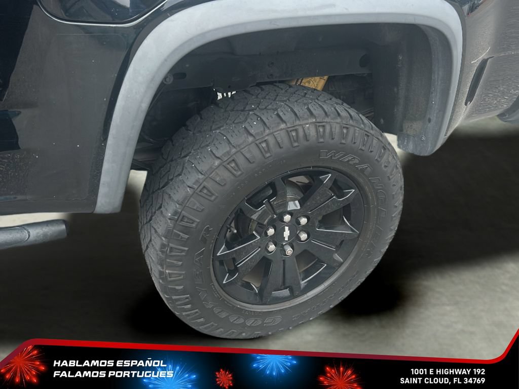 Used 2018 Chevrolet Colorado ZR2 w/ ZR2 Midnight Special Edition AWD/4WD image 11