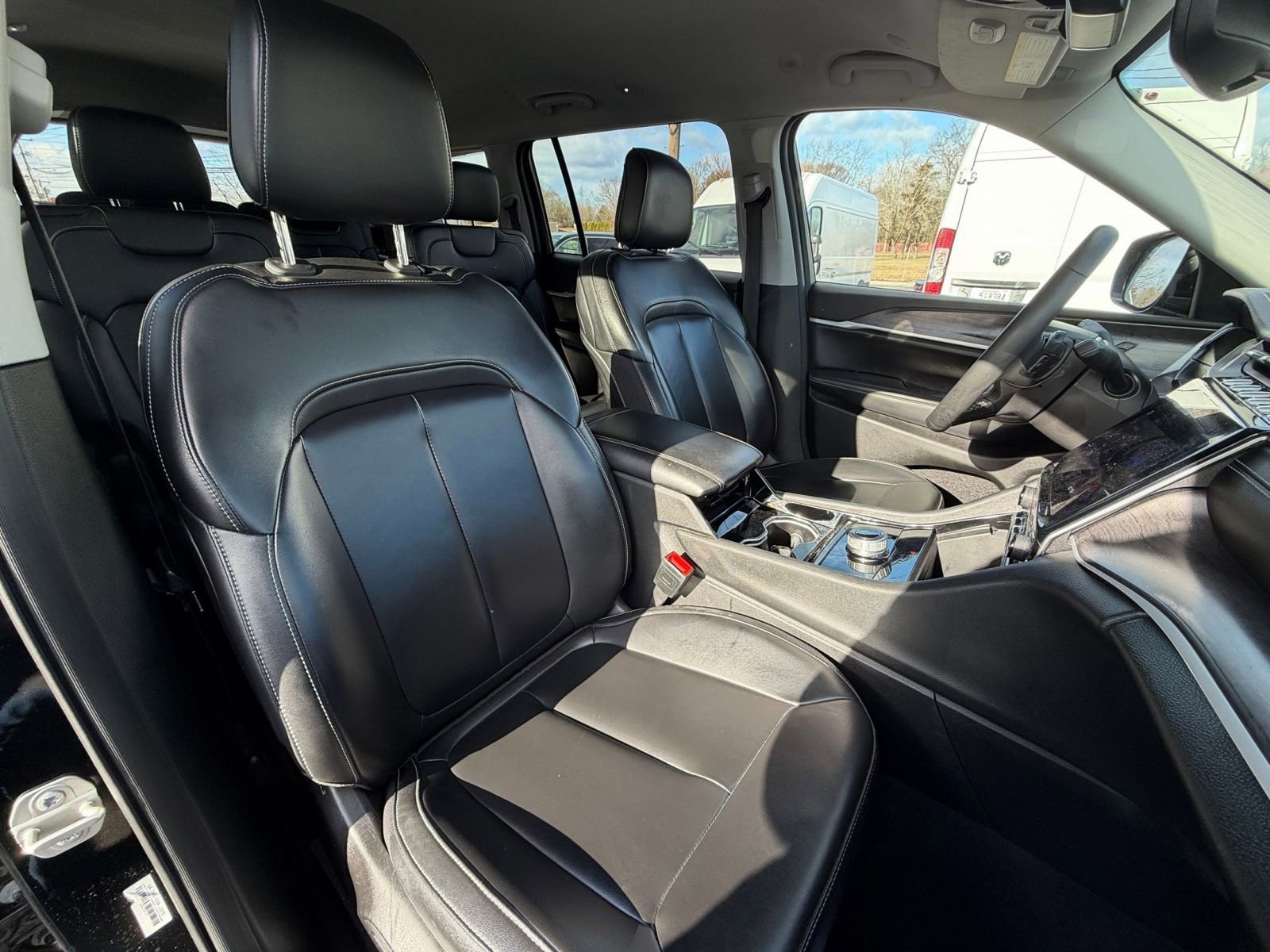 Used 2023 Jeep Grand Cherokee L Limited image 37