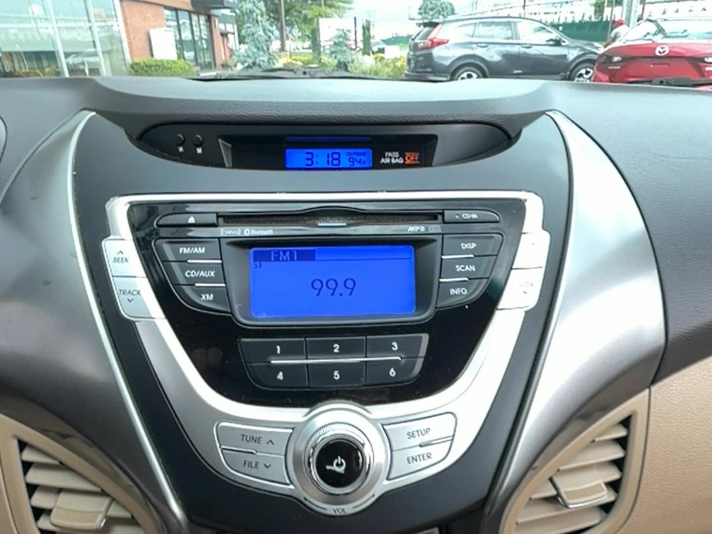 Used 2012 Hyundai Elantra GLS w/ Preferred Pkg 3 FWD image 9