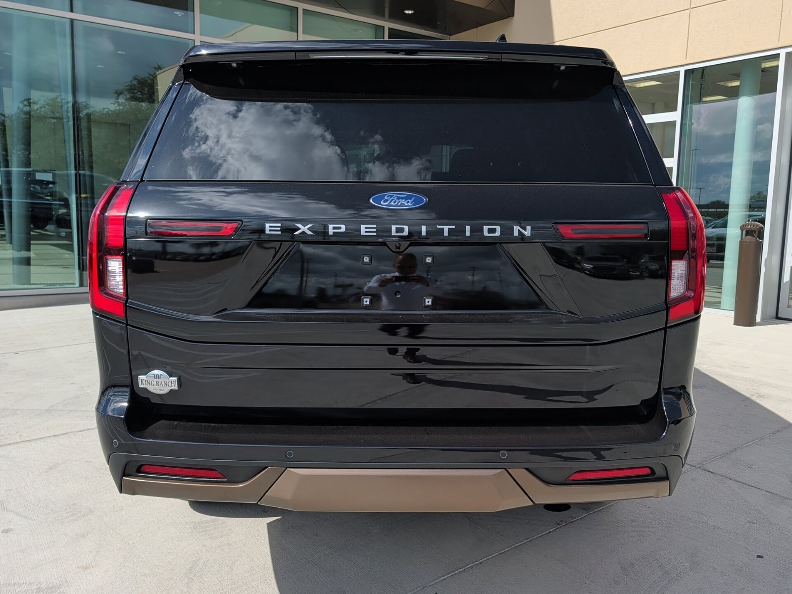 Used 2026 Ford Expedition King Ranch AWD/4WD image 6
