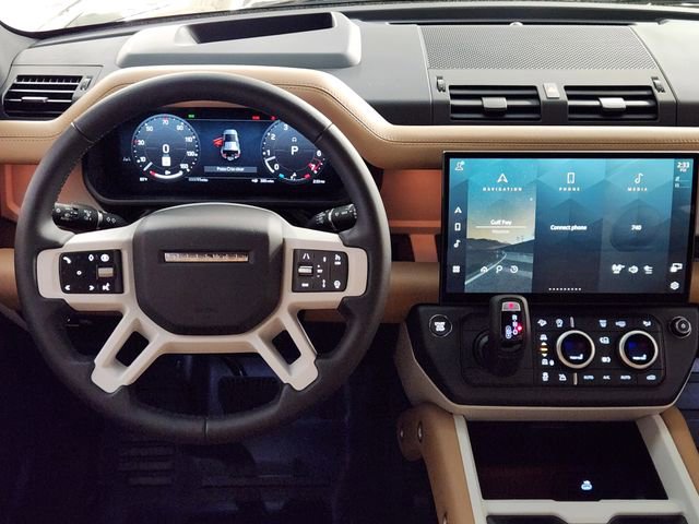 New 2026 Land Rover Defender 110 X-Dynamic SE image 25