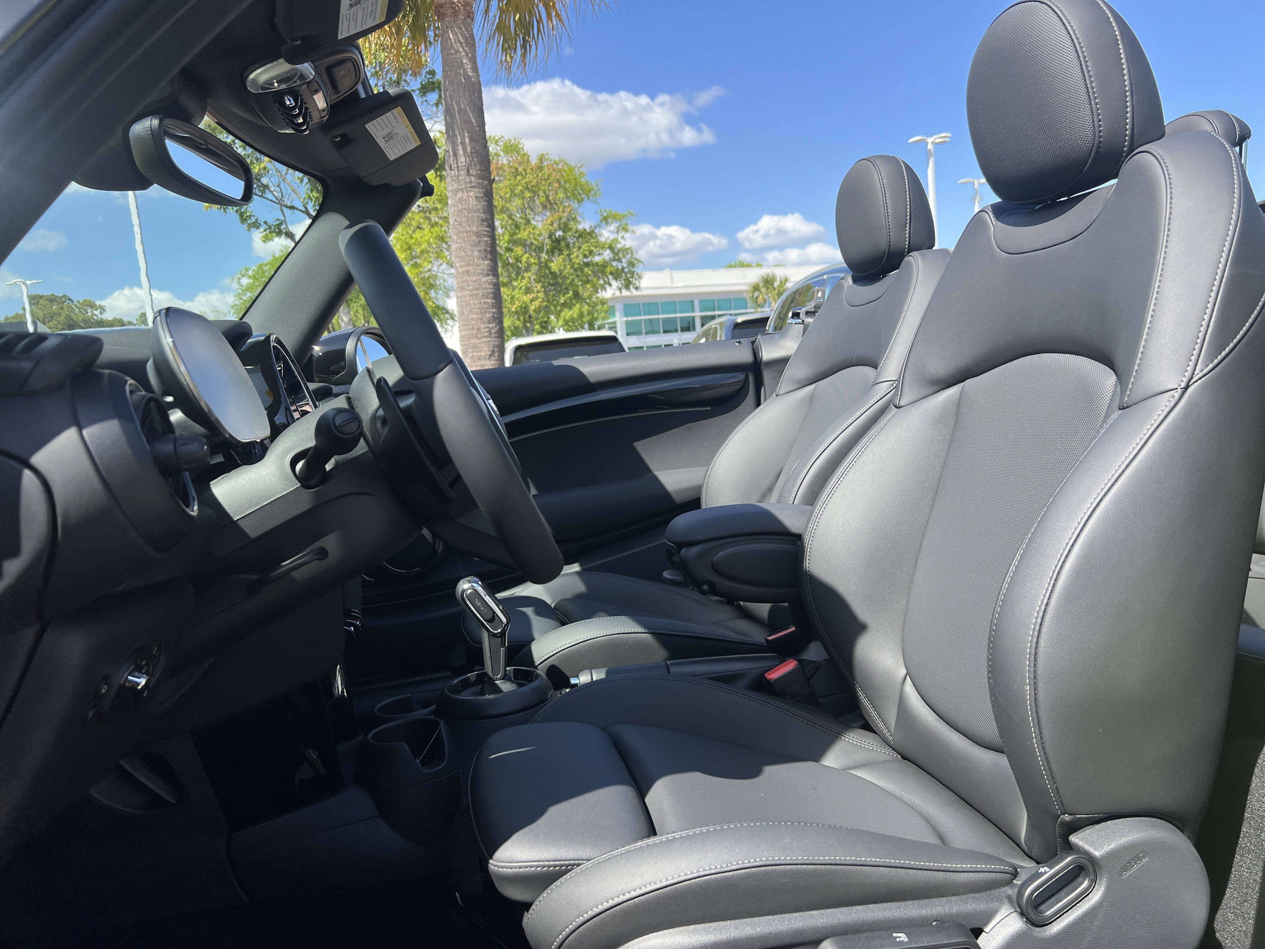 Used 2023 MINI Cooper S image 16