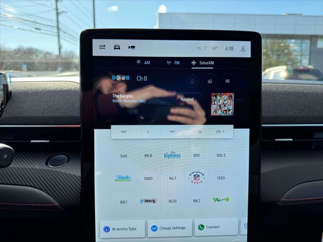 Used 2025 Ford Mustang Mach-E Premium w/ Sport Appearance Package AWD/4WD image 26