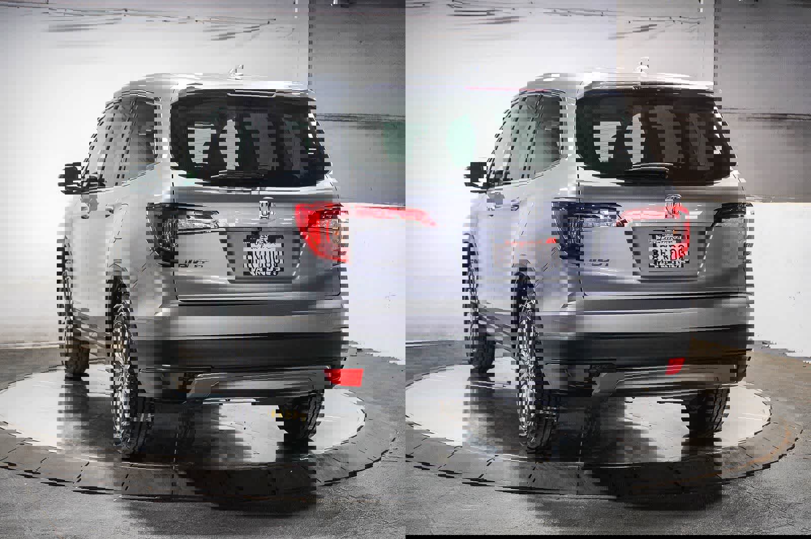 Used 2020 Honda Pilot EX image 4