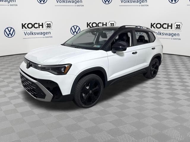 New 2026 Volkswagen Taos SE AWD/4WD image 3