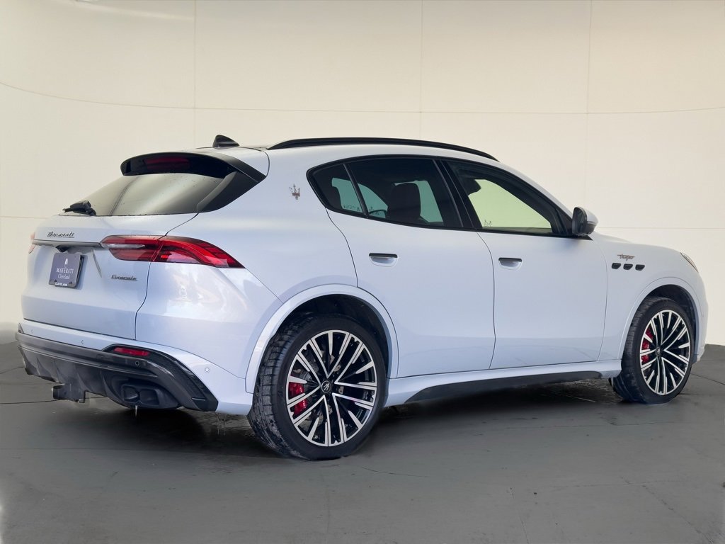 New 2024 Maserati Grecale Trofeo image 3