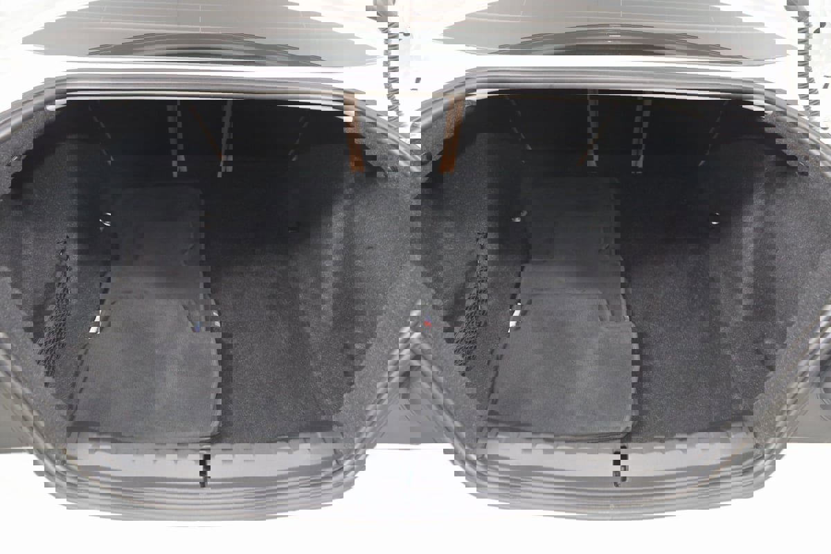 Used 2023 BMW M2 w/ Lighting Package image 67