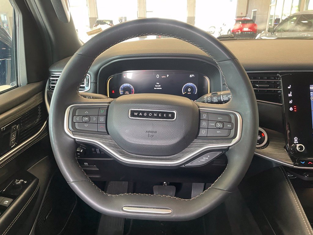 Used 2024 Jeep Wagoneer Series II w/ Flexible Seating Group RWD image 15