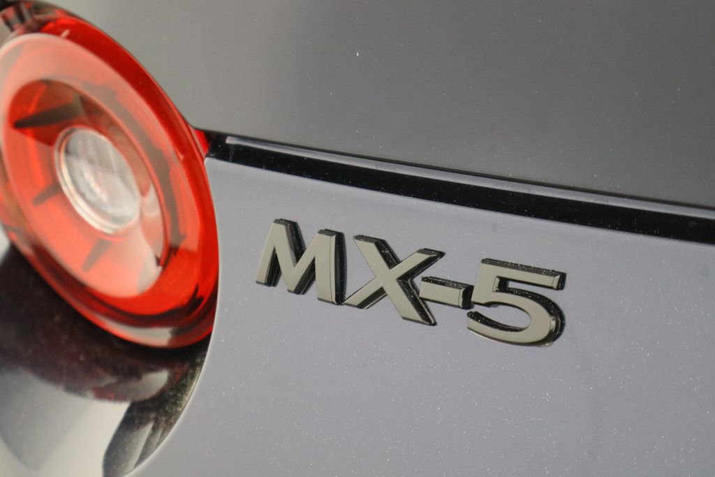 Used 2025 MAZDA MX-5 Miata RF Club image 39