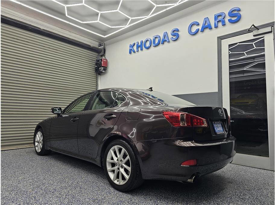 Used 2012 Lexus IS 250 w/ Premium Pkg Value Edition image 3