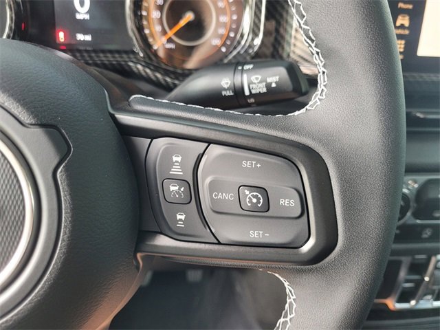 New 2025 Jeep Gladiator Sport image 31