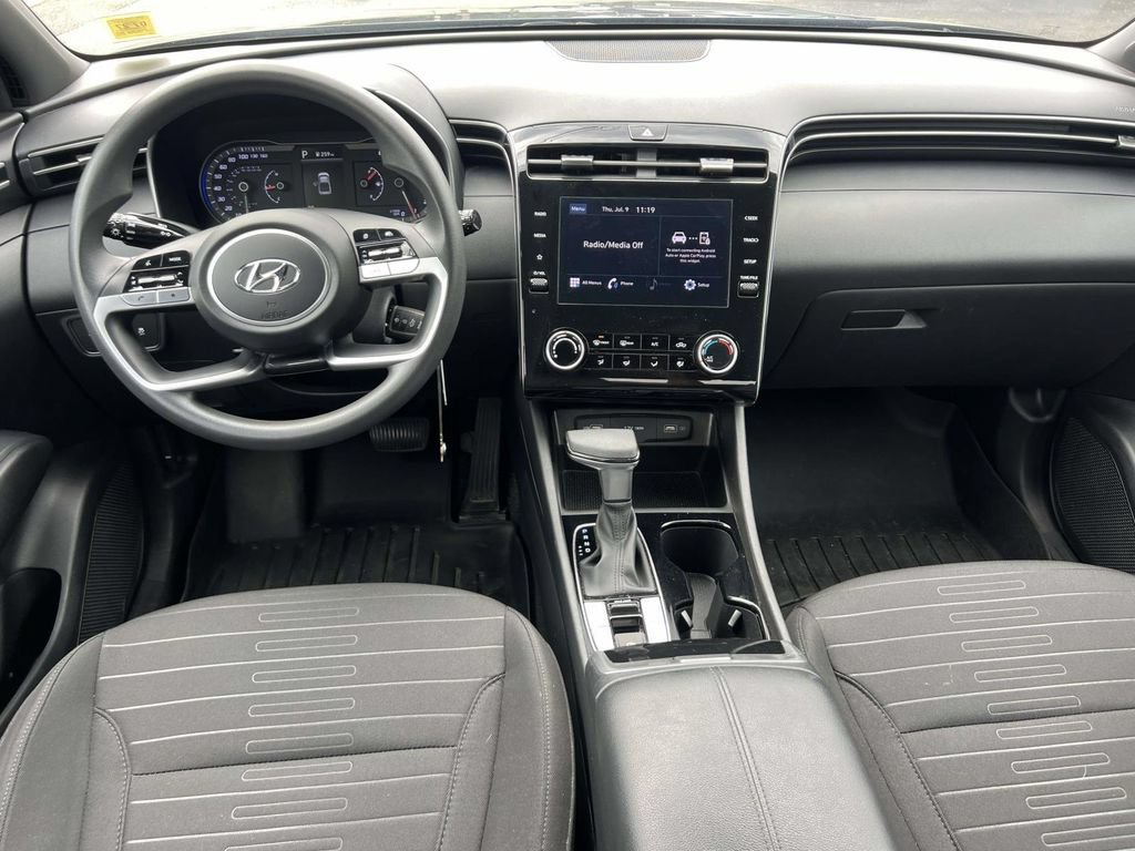 Used 2024 Hyundai Santa Cruz SE AWD/4WD image 12