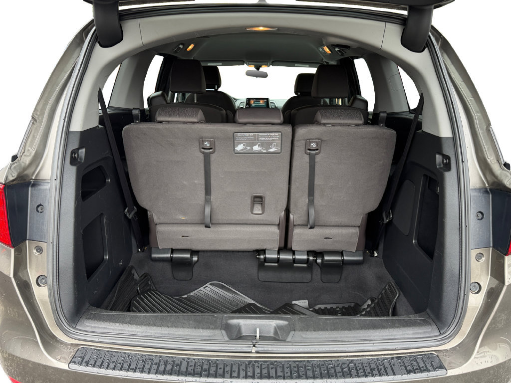 Used 2018 Honda Odyssey EX image 11