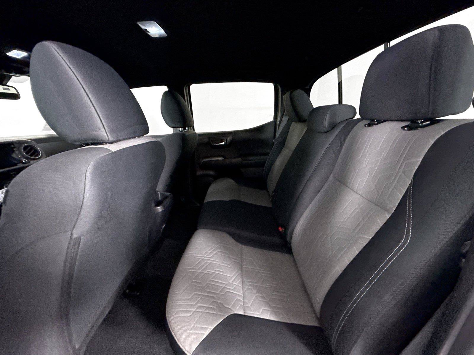 Certified 2023 Toyota Tacoma TRD Off-Road AWD/4WD image 28