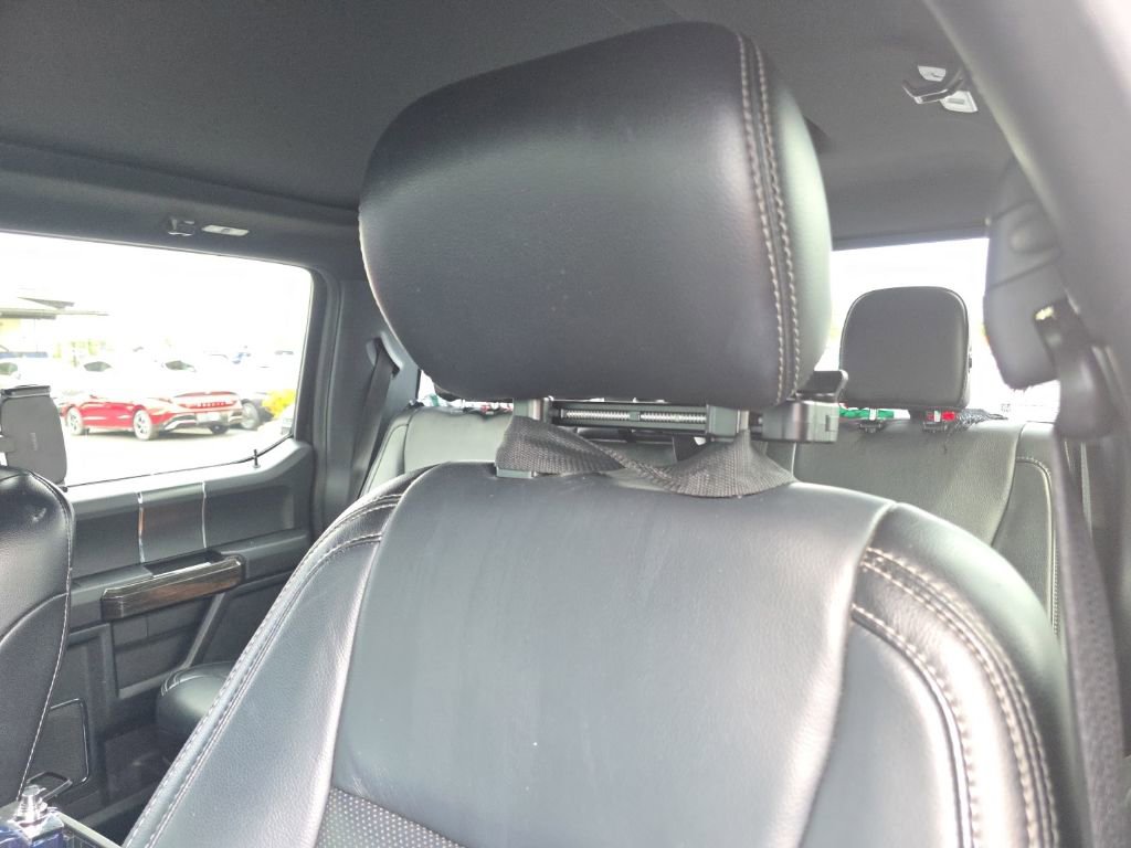 Used 2019 Ford F150 Lariat w/ Equipment Group 502A Luxury image 5