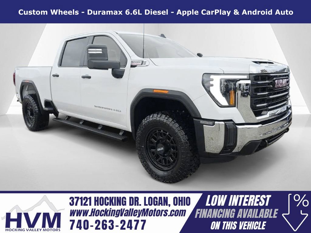 Used 2025 GMC Sierra 2500 Pro w/ Convenience Package image 1