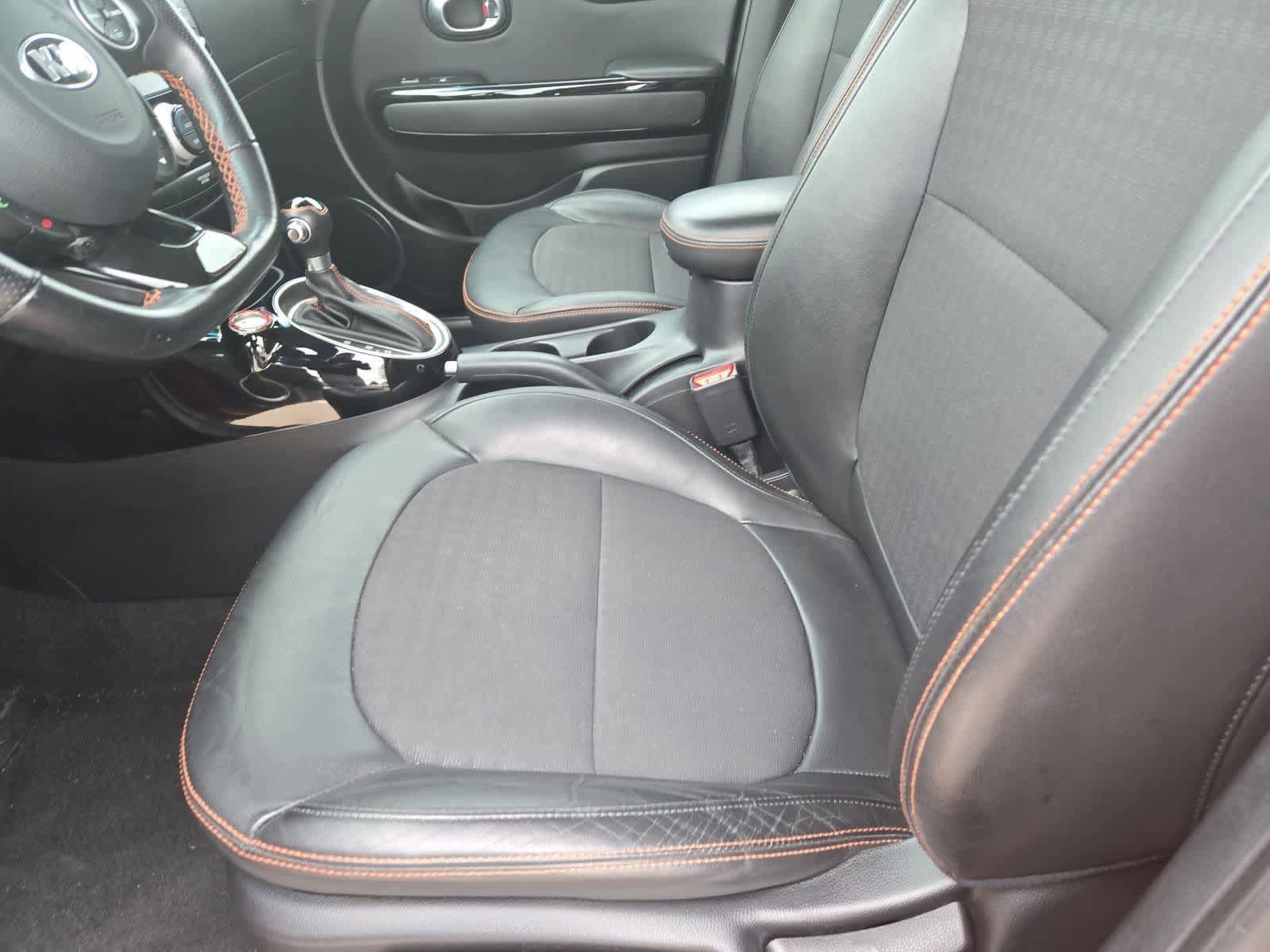 Used 2019 Kia Soul ! FWD image 15