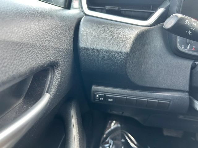 Used 2020 Toyota Corolla LE FWD image 22
