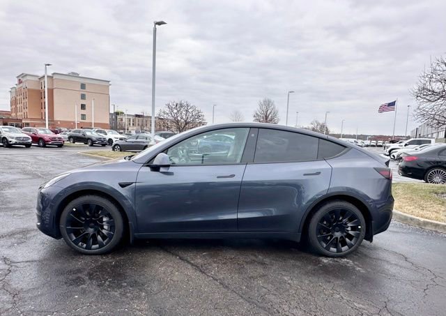 Used 2023 Tesla Model Y Long Range image 5
