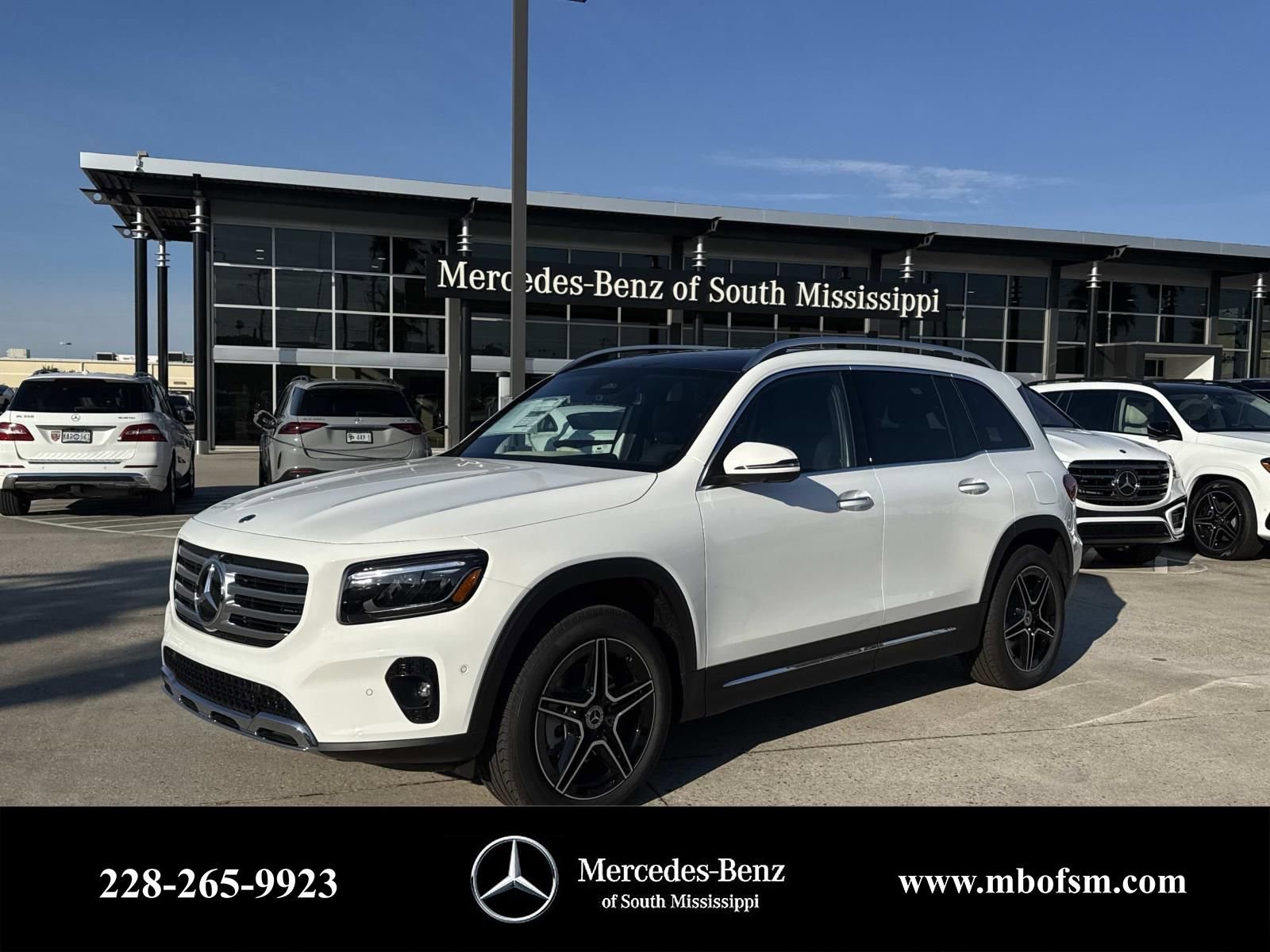 New 2026 Mercedes-Benz GLB 250 4MATIC image 1