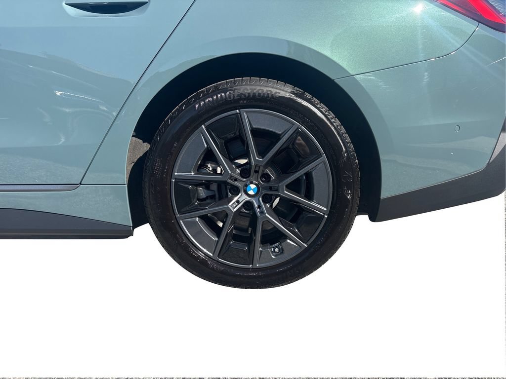 Used 2026 BMW i4 xDrive40i AWD/4WD image 28
