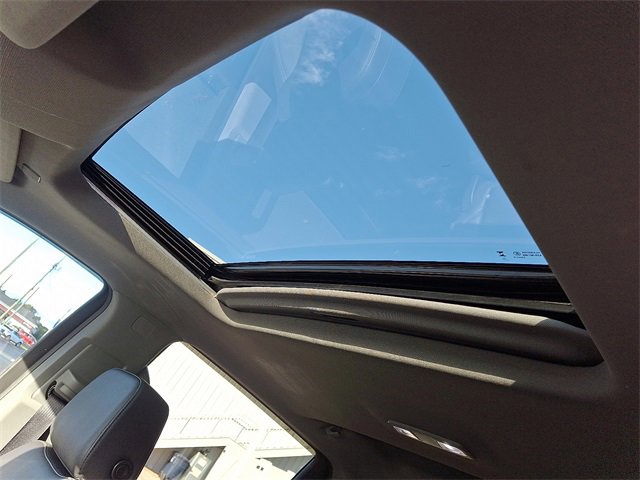 Used 2024 Chevrolet Silverado 1500 LT Trail Boss w/ LT Trail Boss Premium Package image 11